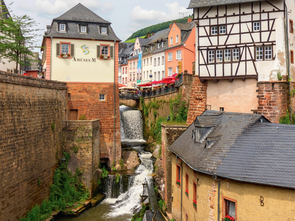 MOSELA CRUCEROS RIO MOSELA SAARBURG MOSELLE CRUISES RIVER CRUISES